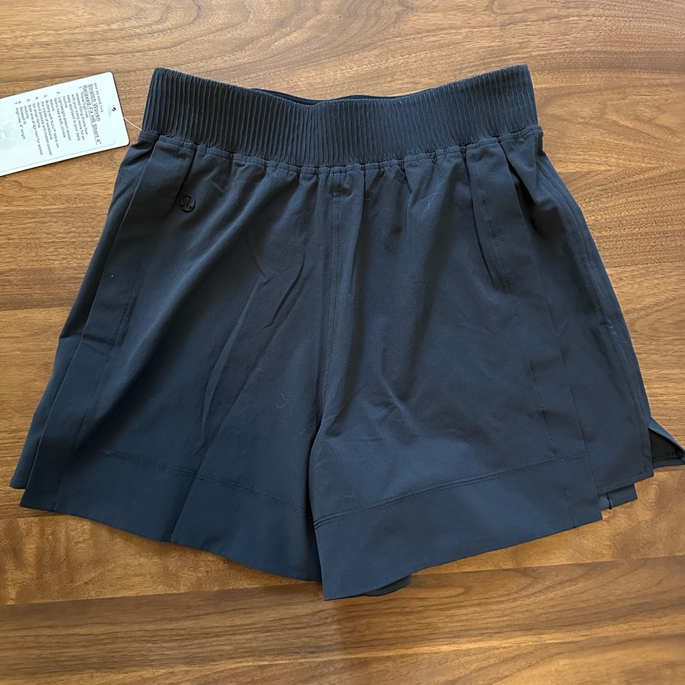 NWT Lululemon shorts - Picture 2 of 4